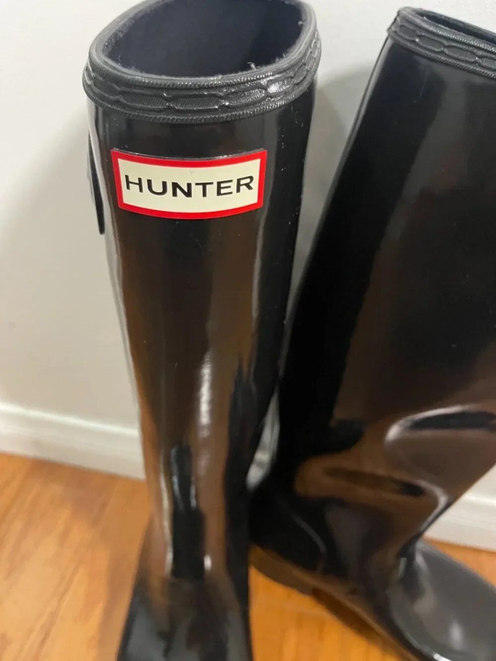 Hunter Original Tall Gloss Black Rain Boots Size 8